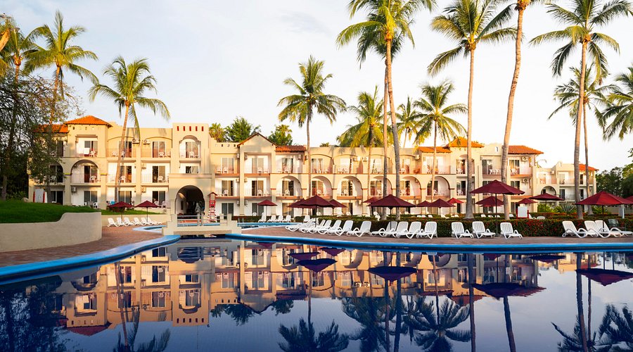 Grand Decameron Complex