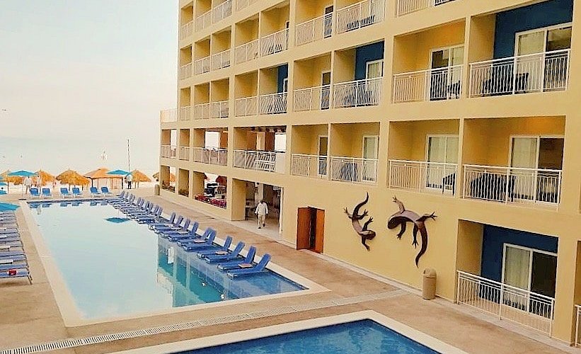 Decameron La Marina