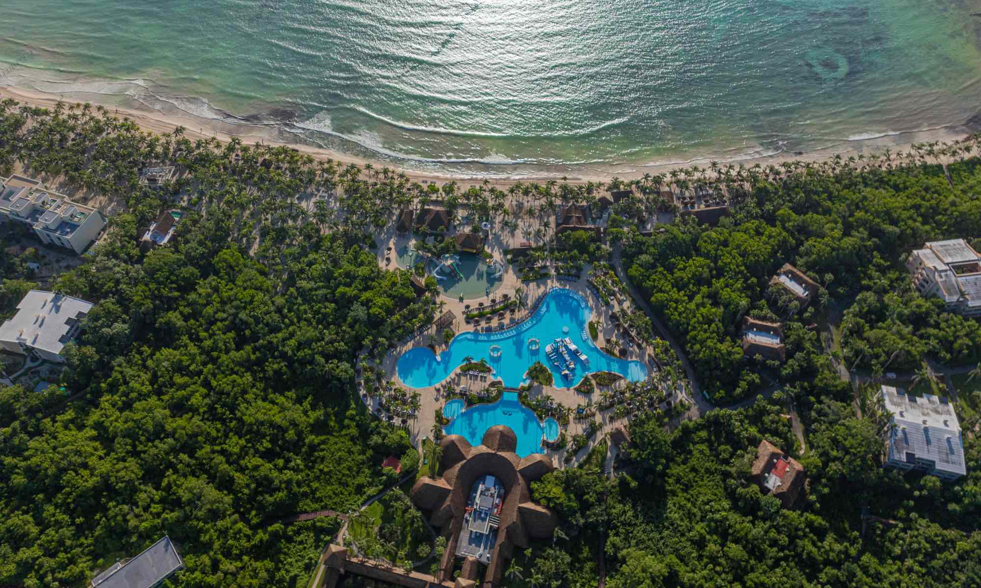 Grand Palladium Colonial
